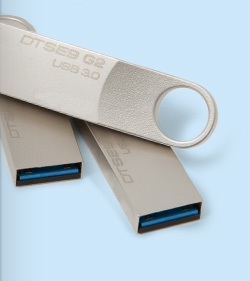 Obrzok 128 GB . USB 3.0 kl . Kingston DataTraveler SE9 G2 kovov ( r100 MB  - DTSE9G2/128GB